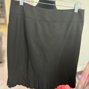 Women black pleated skirt. Size 8